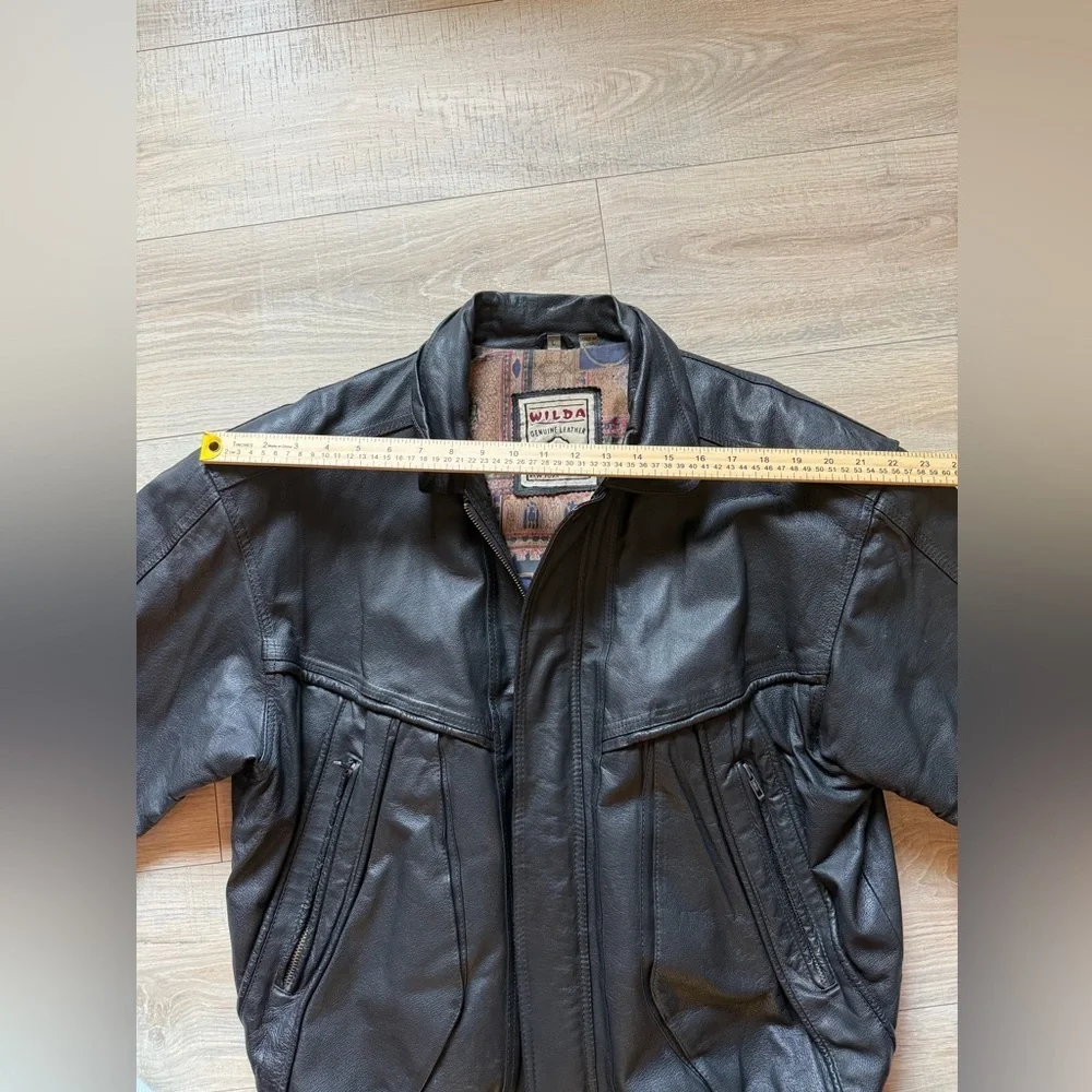 Wilda Vintage Men’s Black Genuine Leather Bomber Jacket L Lined Zip Front